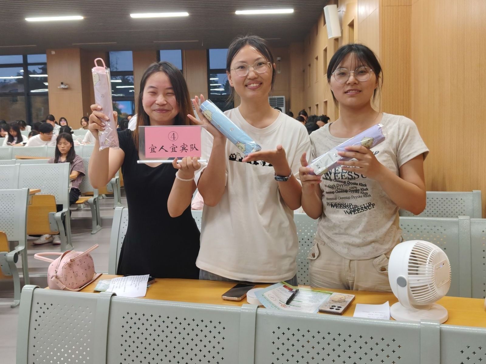 拒烟护青春，健康伴我行 ——我校举办“...